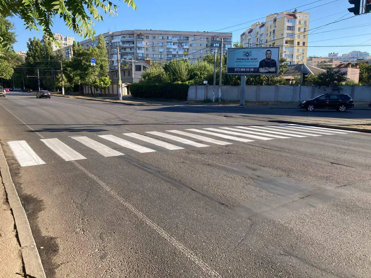 В Одесі на тринадцятьох локаціях оновили дорожню розмітку