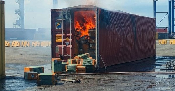 Росія вдарила балістичними ракетами по Одеському порту, є загиблий та поранені