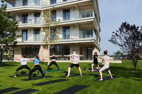 DIM запускає серію літніх подій у Park Lake City із кінопоказами та живою музикою