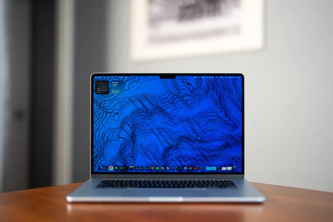 Чутки про MacBook з сенсорним екраном не вщухають