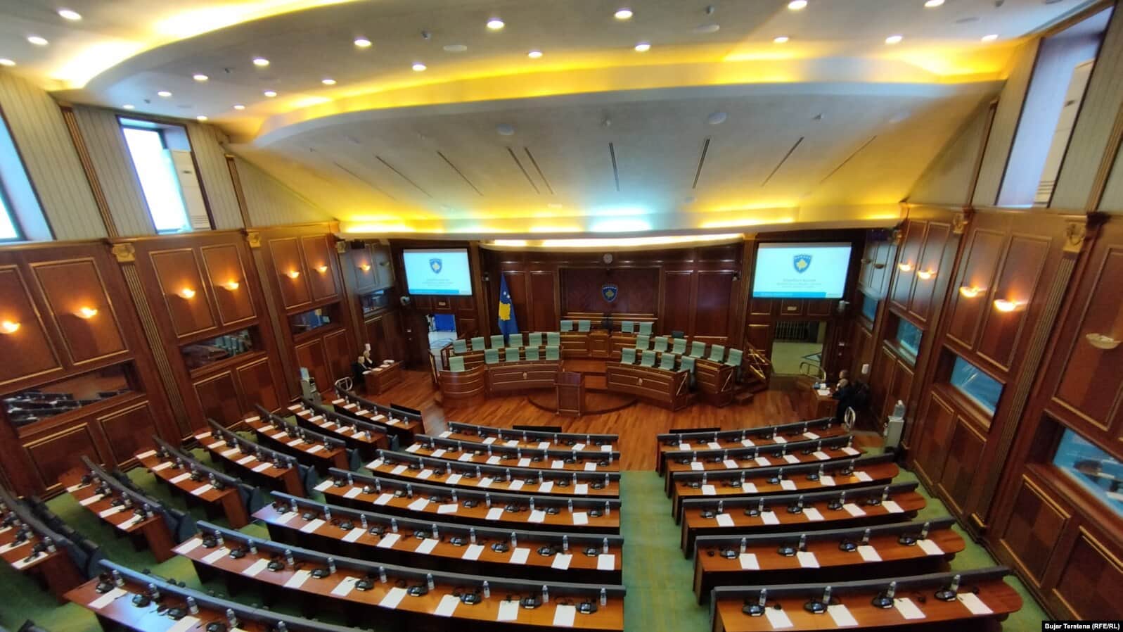 У Косово з двадцятої спроби поспіль парламент не зміг почати роботу