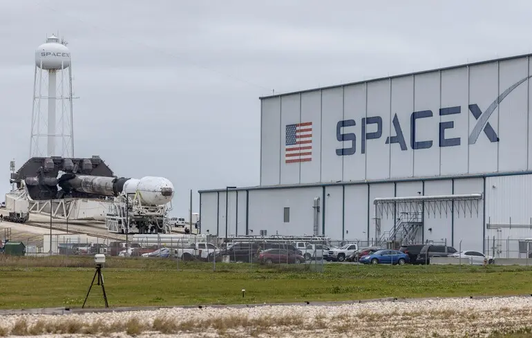 Після суперечки Маска і Трампа NASA і Пентагон почали шукати альтернативу Space X