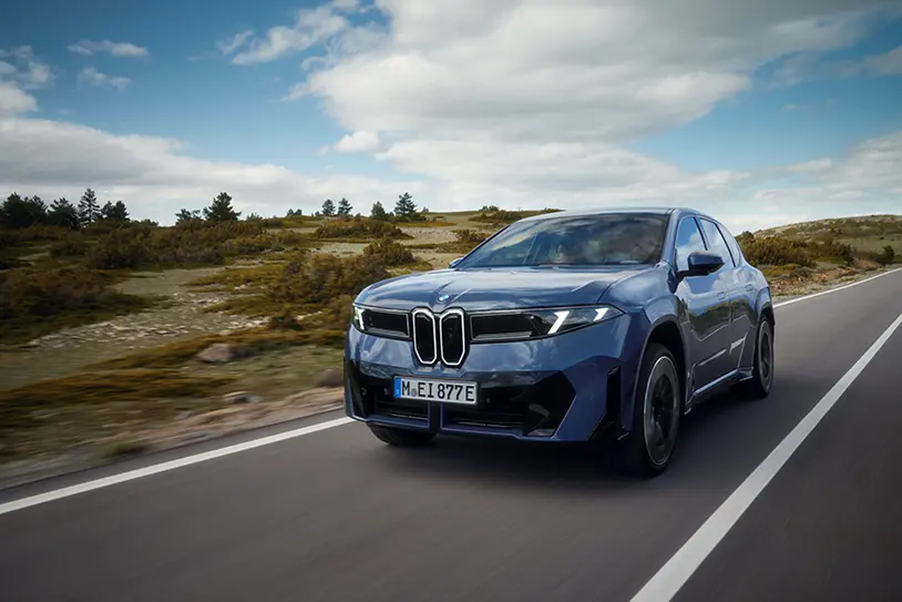 Qualcomm і BMW об’єднуються для запуску автопілота