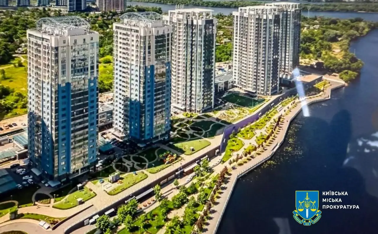 Суд повернув киянам набережну Дніпра біля River Mall: забудовник більше не зможе перекривати доступ
