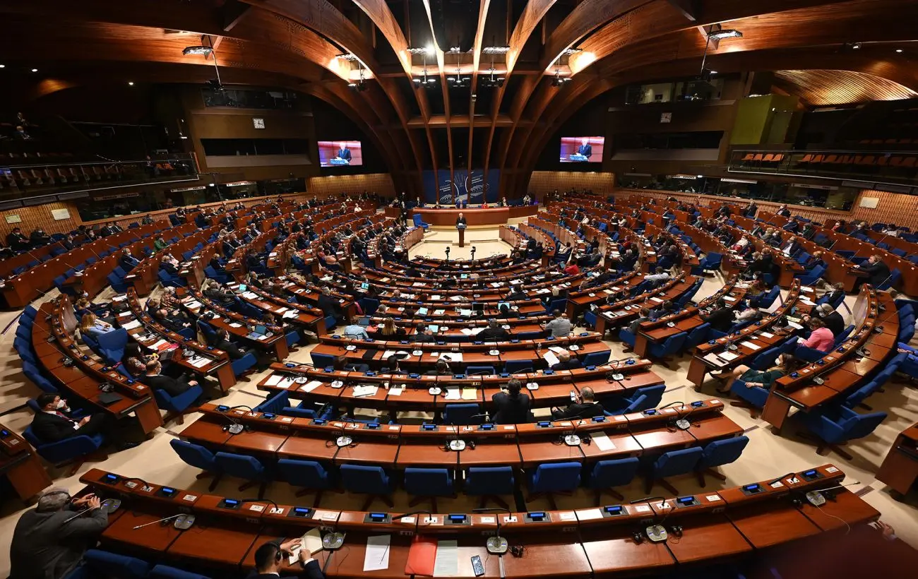 Мова, міграція та дрони: ПАРЄ описала стратегію Росії проти Європи