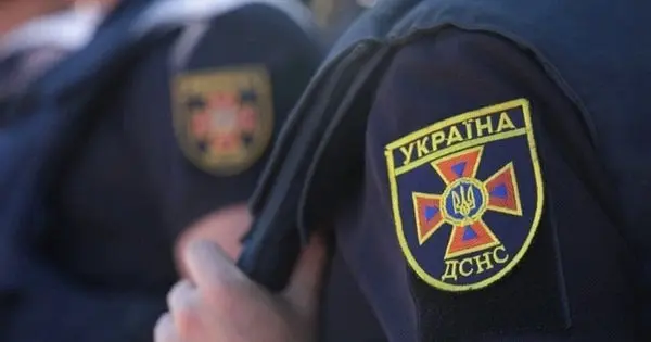 Травмованому в Бещадах туристу допомогли спуститись з гір львівські рятувальники