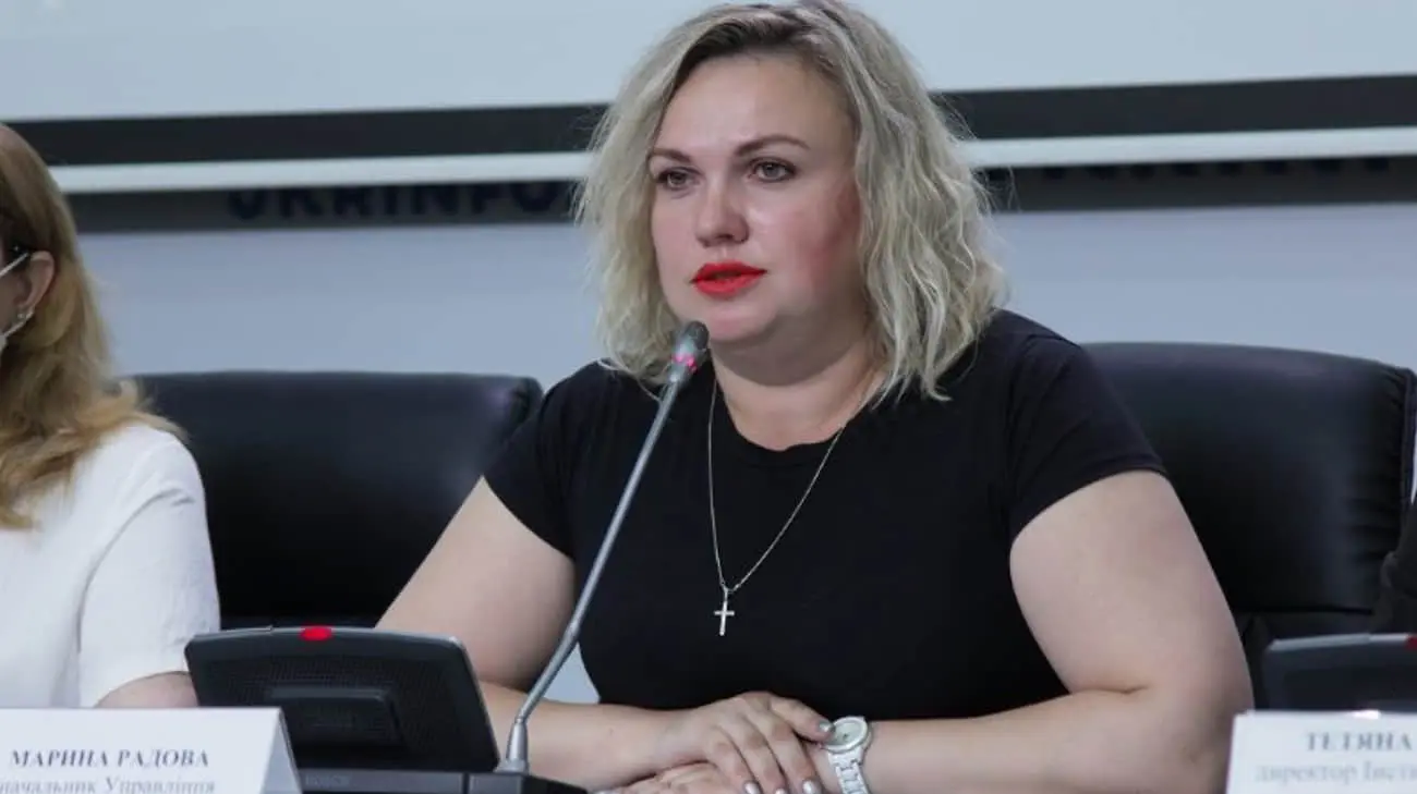 Пійману на хабарі фігурантку "п'яної вечірки в КМДА" відправили під арешт і 1 млн застави
