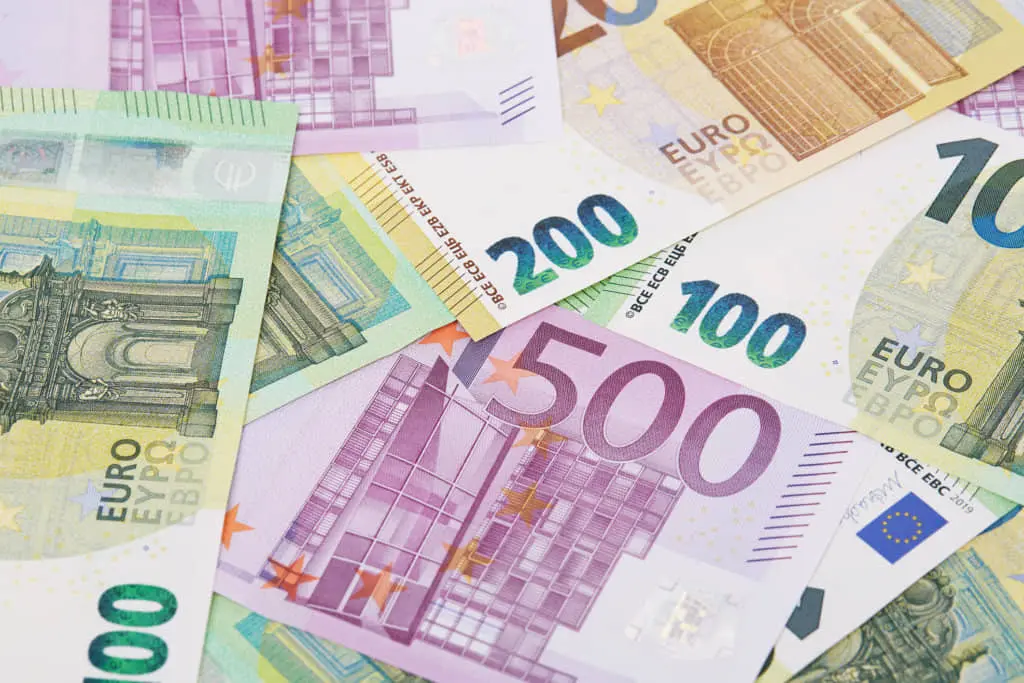 ЄС направить €1,5 млрд прибутків з заморожених активів РФ на виплати по кредитах України