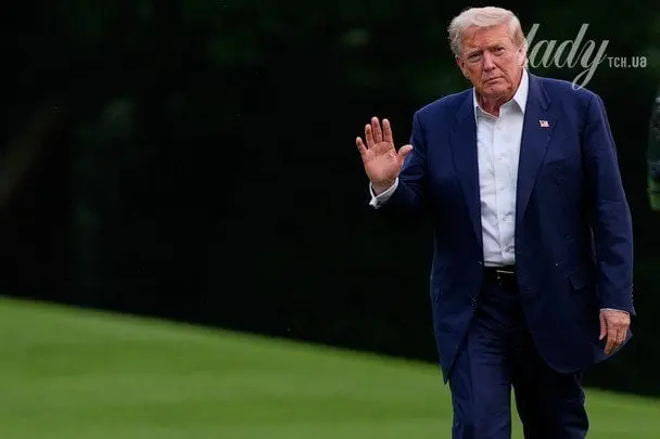 Трамп зробив нову заяву про розміщення атомних човнів США