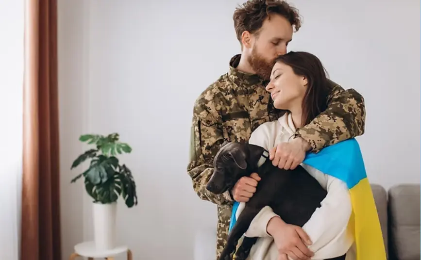 Підтримувати і стати сильнішими: в Україні запустили онлайн програму «Дружина ветерана»