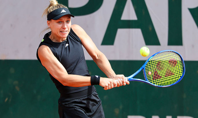 Стародубцева с тяжелой победы стартует на Roland Garros-2025