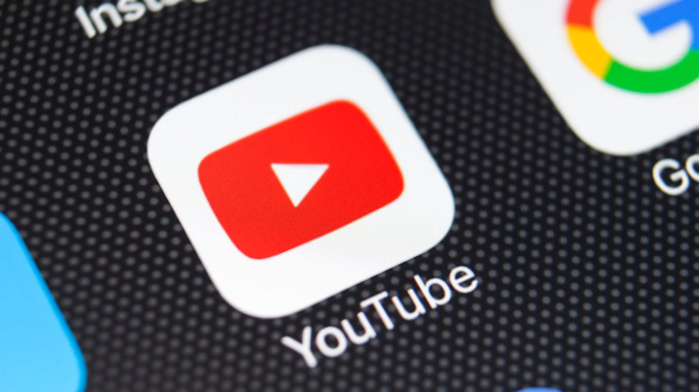 YouTube запроваджує AI для перевірки віку: користувачі протестували