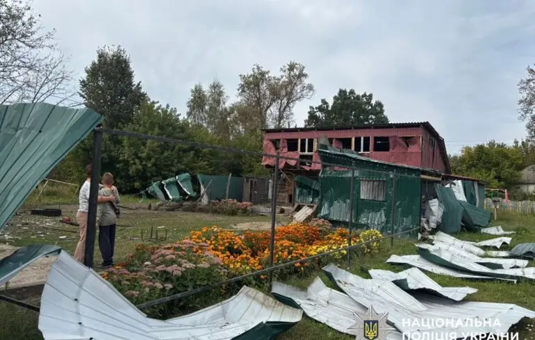 Російські дрони атакували Чернігівську область: є поранені та влучання в енергоінфраструктуру