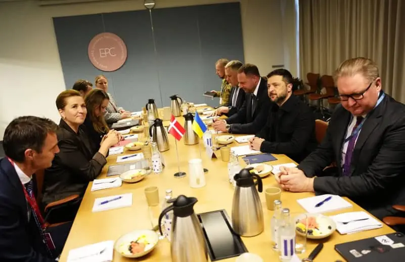 Зеленський прибув на саміт Євроспільноти в Копенгагені