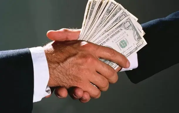 Єврокомісія: Чехія має прогрес у судовій реформі, але розслідування корупції – проблема