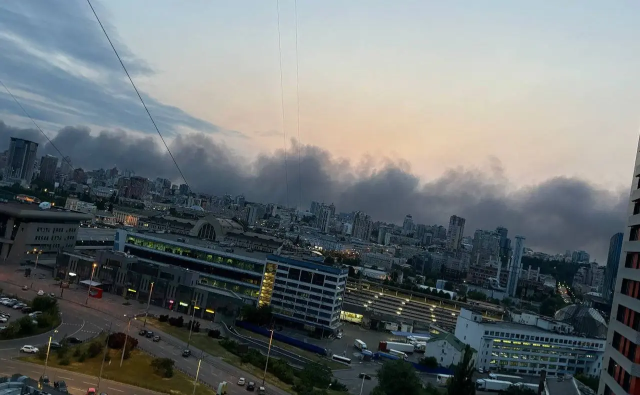 Основною ціллю ворога був Київ: Зеленський відреагував на нічний обстріл України. ФОТО
