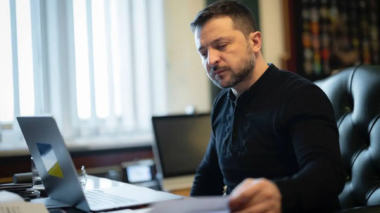 Зеленський заявив, що вже погодив текст нового проєкту закону щодо НАБУ і САП, скоро внесе до ВР