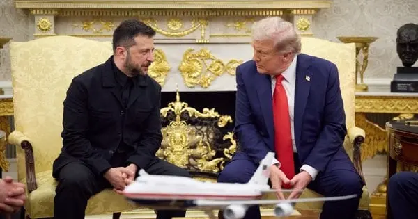 Зеленський у Вашингтоні передав Трампу подарунок від українського сержанта