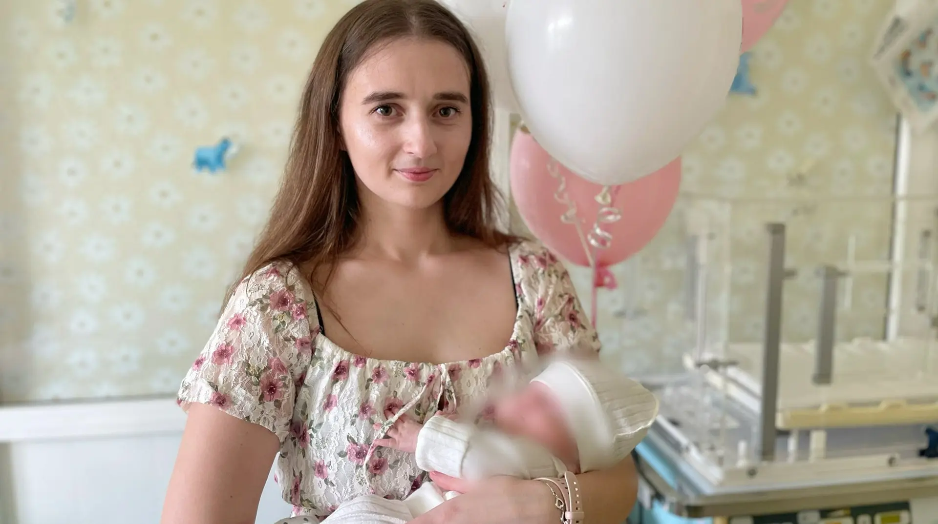 Важила 600 грамів: у Львові з лікарні виписали дівчинку, яка народилася на 24-му тижні вагітності