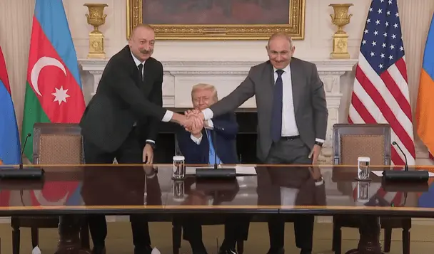 Вірменія та Азербайджан підписали мирну угоду за посередництва США