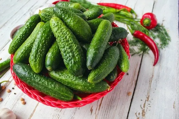 Рецепт маринованих огірків Пікулі від Євгена Клопотенка