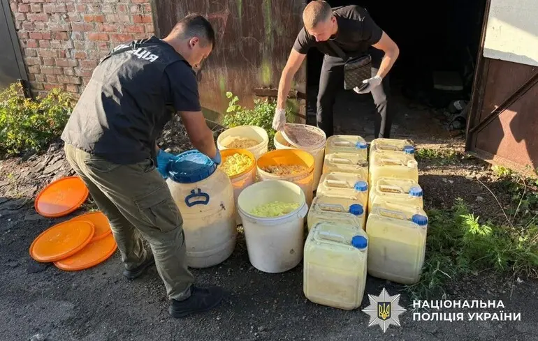 Вісім мільйонів доз – злочинці у промислових масштабах виготовляли наркотики