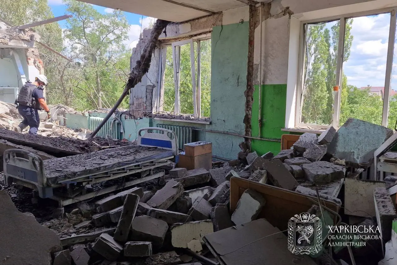 По Харкову вдарили дві авіабомби: троє людей можуть бути під завалами (фото)