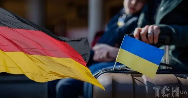 Німеччина може скоротити допомогу українським біженцям з 2025 року