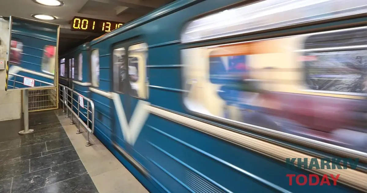 У Харкові змінили графік роботи метро та наземного транспорту