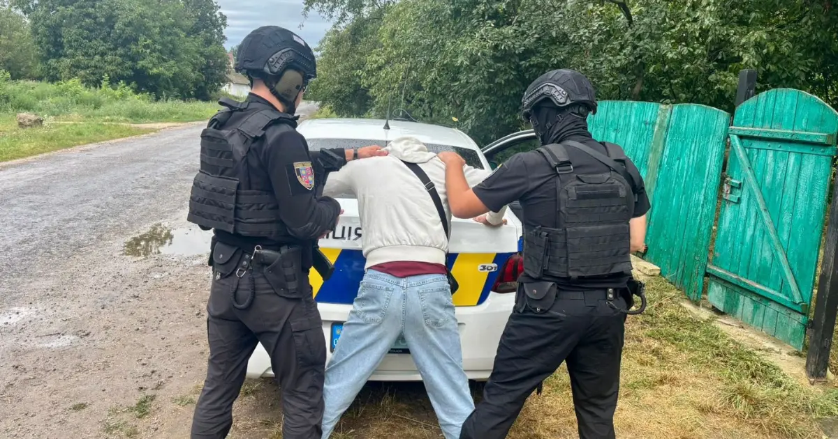 На Вінниччині затримали чоловіка, який стріляв по підлітках