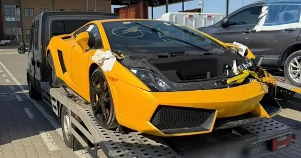 Львівські митники завадили незаконному ввезенню авто Lamborghini Gallardo (фото)