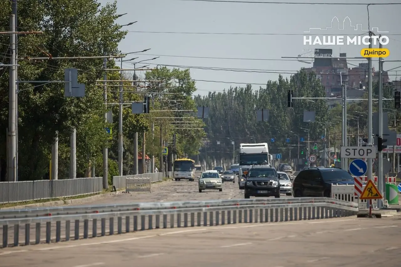 Як у Дніпрі курсує громадський транспорт 20 серпня