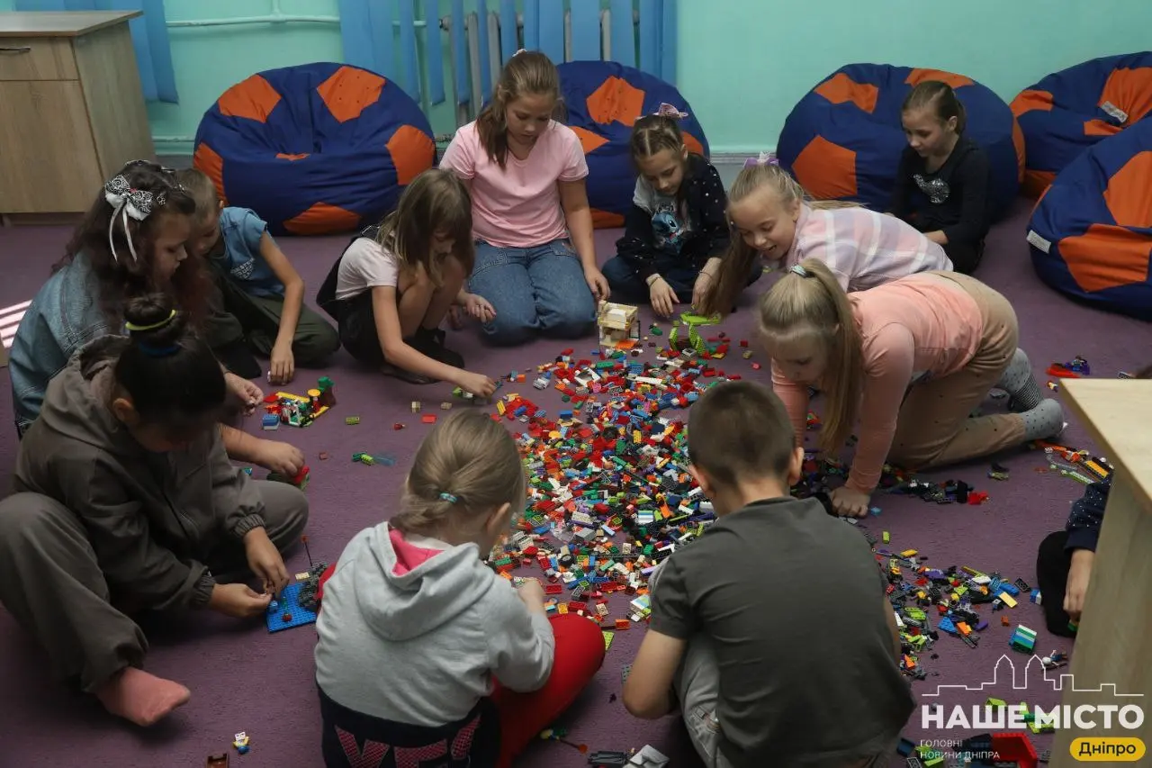 Стало відомо, чому подовженка у школах Дніпра відновилась тільки цьогоріч