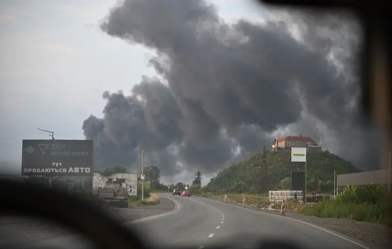 Завод у Мукачеві, куди влучили ракети, оновили декілька місяців тому: як він виглядає після атаки РФ