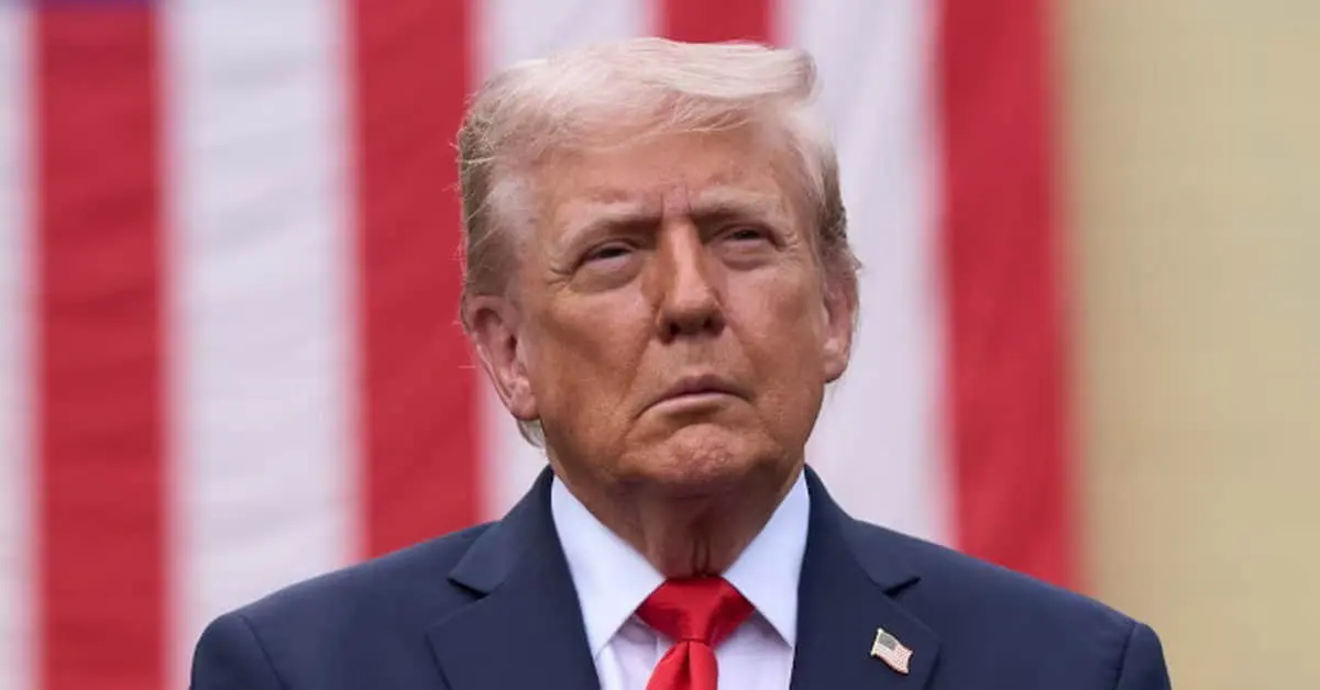 Позов Трампа на $15 млрд, Зеленський їде у США, екстрадиція через Nord Stream: новини дня