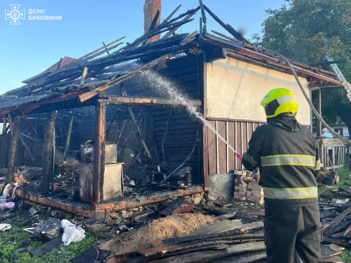 На Буковині за добу ліквідовано 4 пожежі у житловому секторі