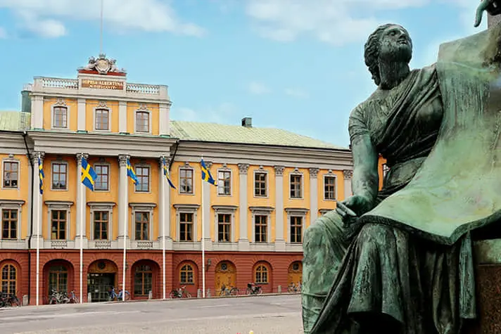 Швеція викликала російського посла через обстріли України