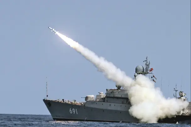 Влада Києва розповіла про наслідки масованого обстрілу: багато загиблих та пошкоджень