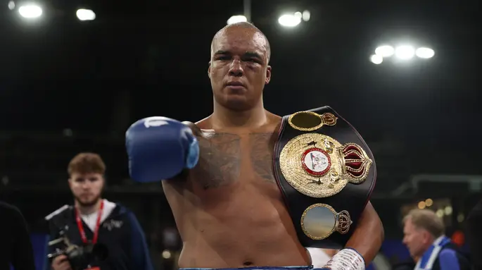 Вордлі з нокаутом Хані став тимчасовим чемпіоном WBA