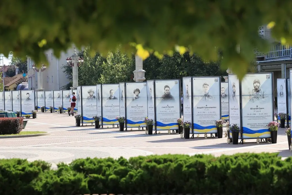 Інцидент з портретами загиблих військових у Ірпені: поліція