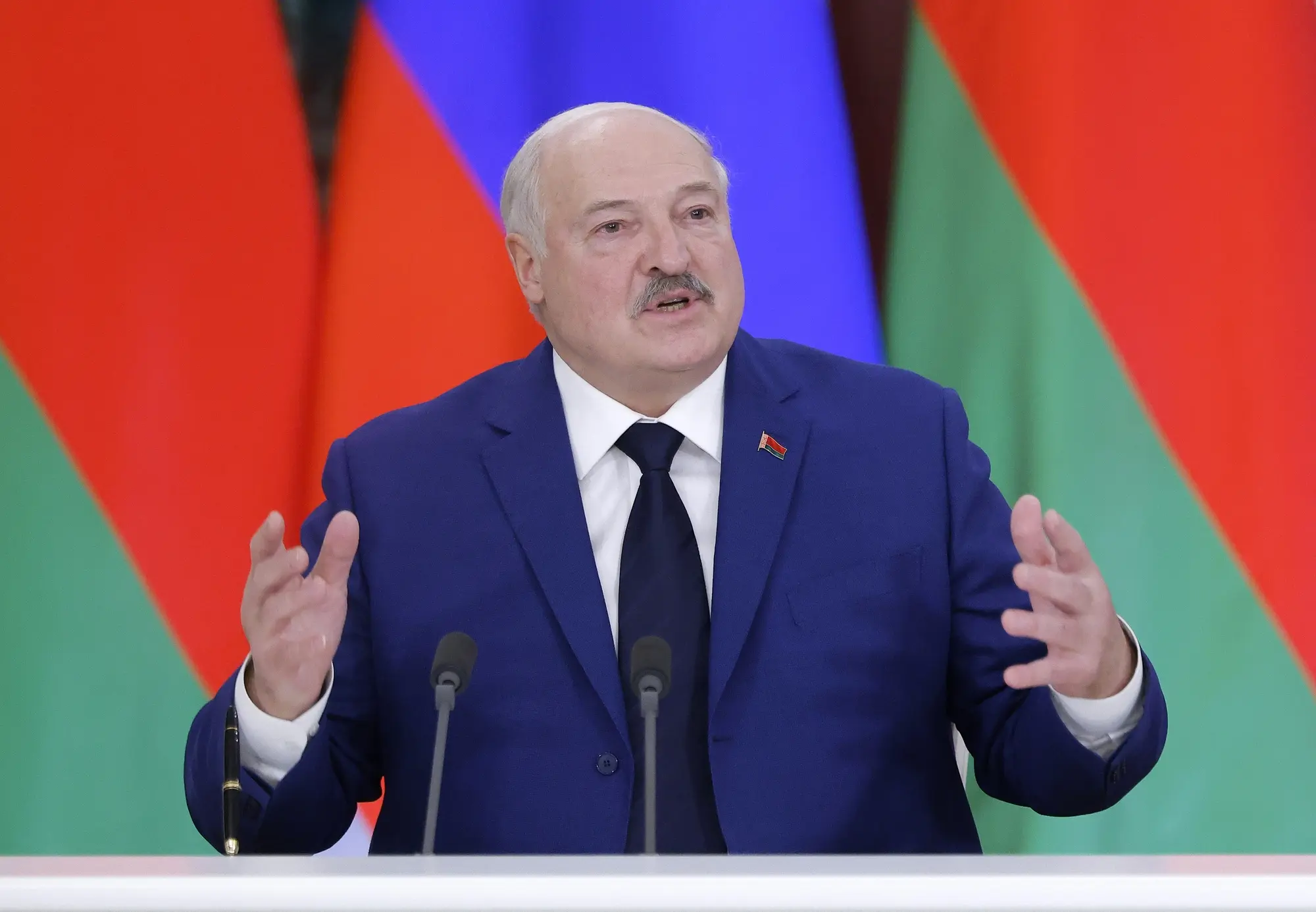 МИД осудил встречу Лукашенко с гауляйтером Херсонской области Сальдо