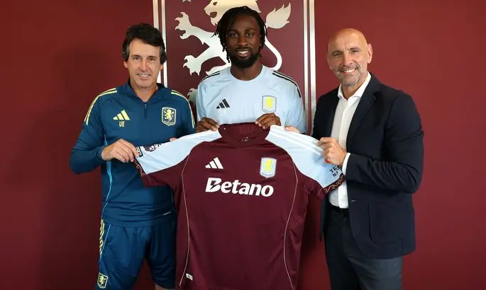Aston Villa Підписала Еванна Гессана з "Ніцци"