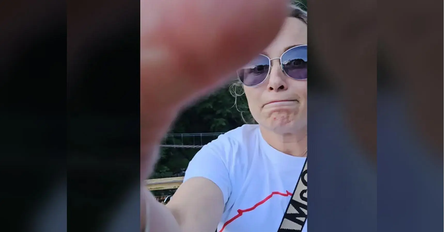 Хто б міг подумати: у Яремчі на журналістку напали через українську мову (відео)