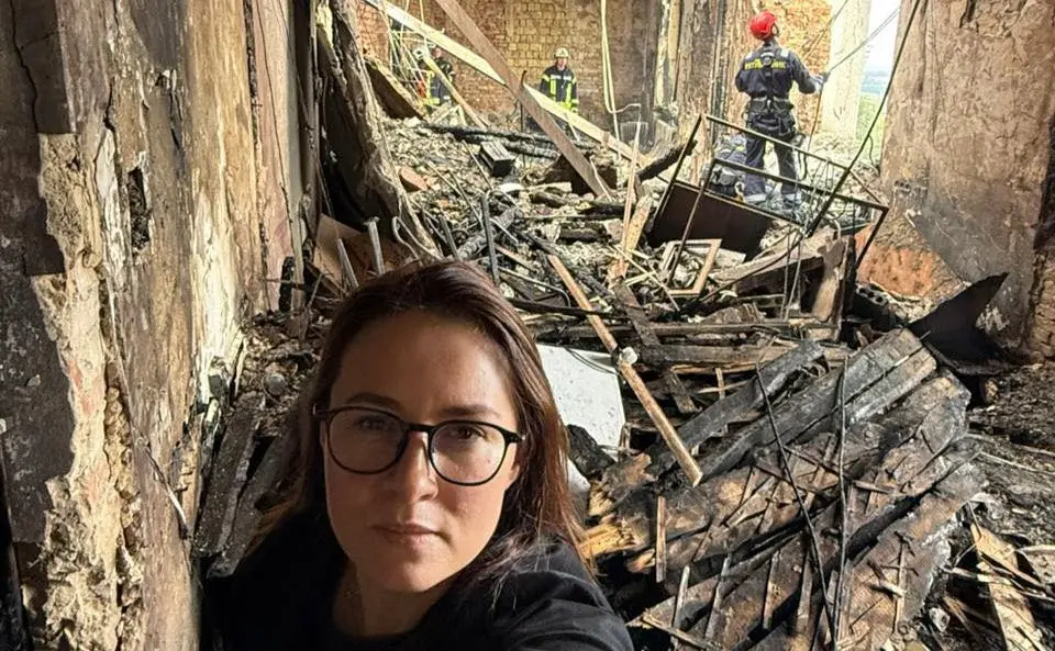 Юлія Свириденко показала Будинку уряду зсередини після пожежі. ВІДЕО
