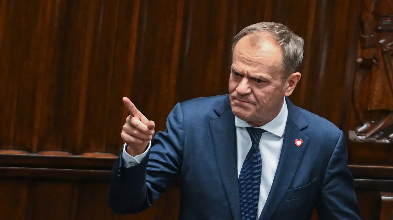 Туск: Польща працюватиме з Україною над пошуком максимально ефективної оборони від дронів РФ