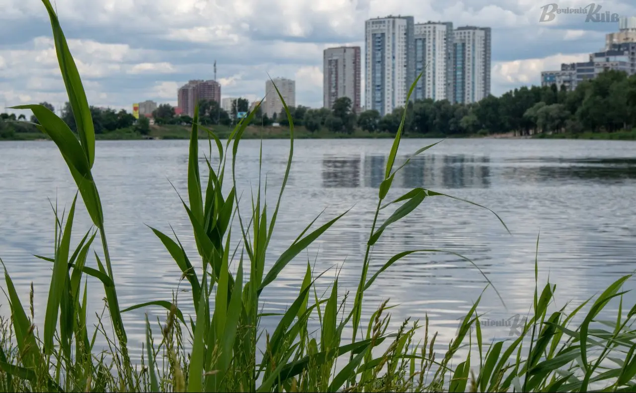 У столиці впроваджують систему моніторингу рівня води в озерах