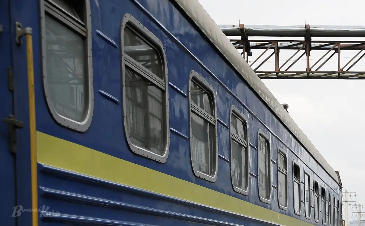 Укрзалізниця призначила додаткові поїзди з Києві на три напрямки