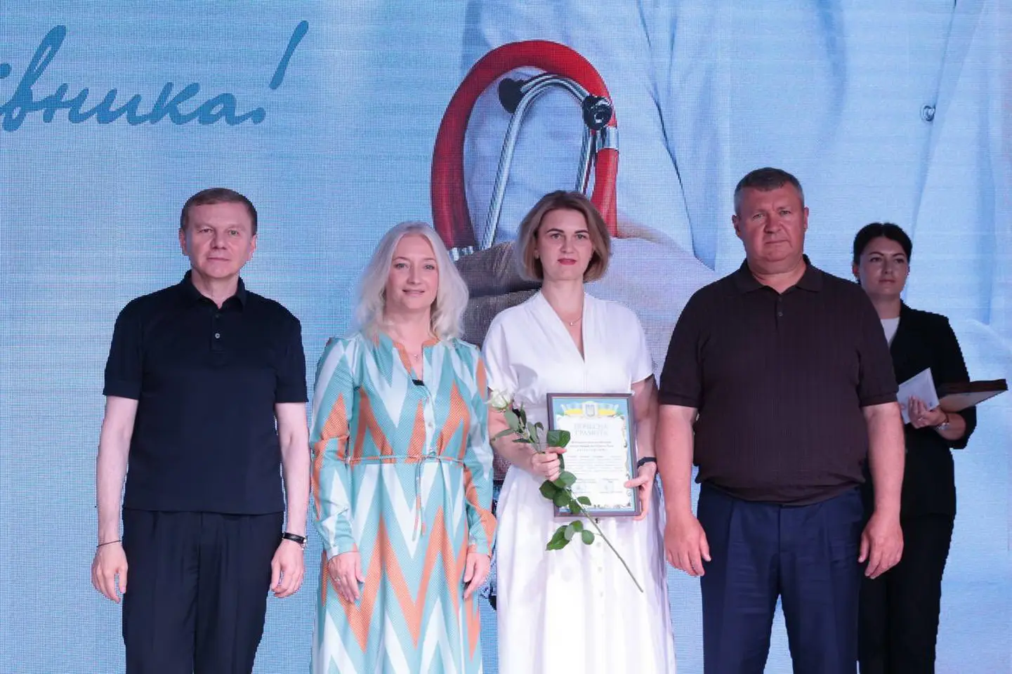Відзнаки та грамоти: на Вінниччині привітали медиків із професійним святом