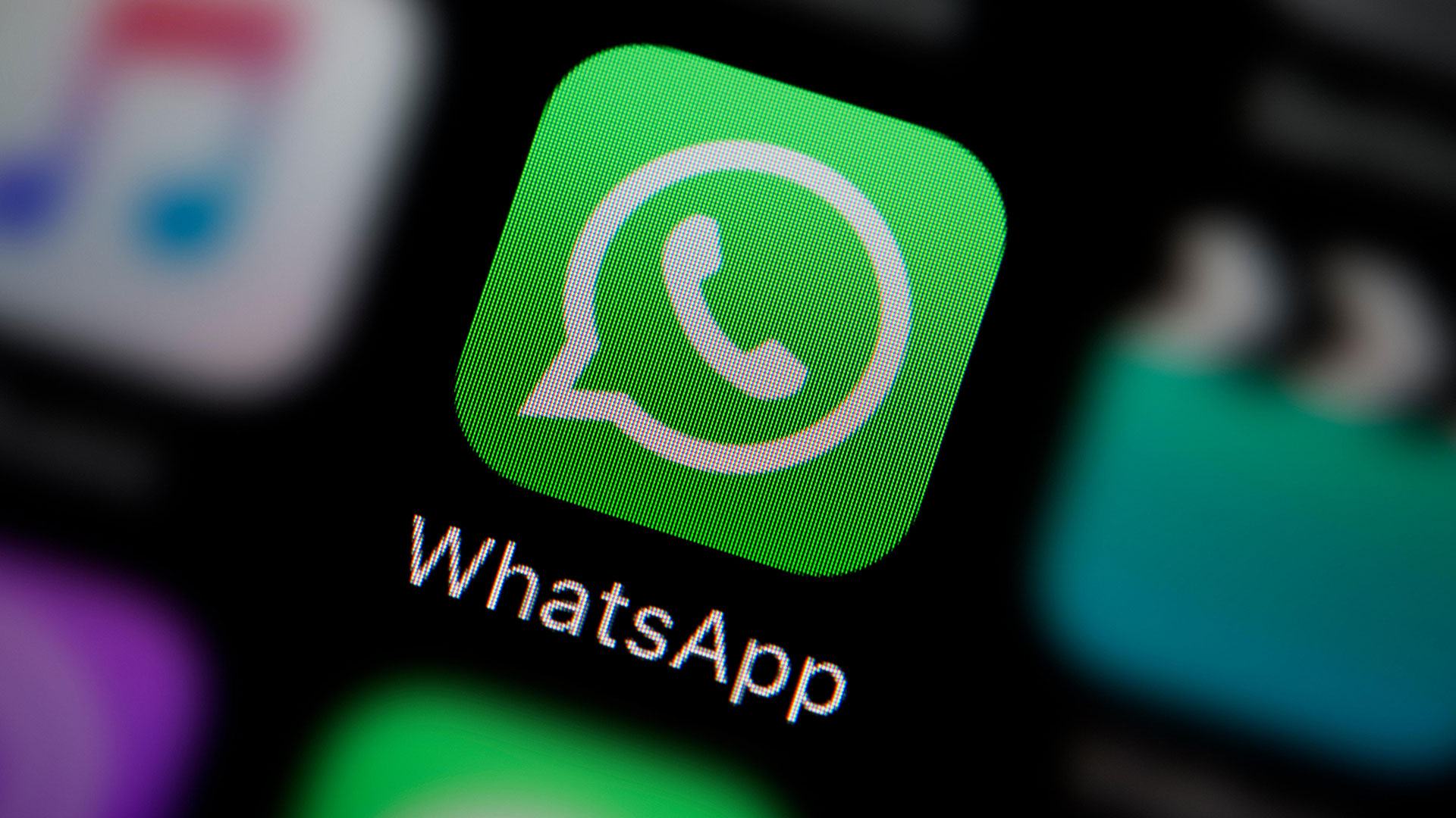 WhatsApp запустив функцію перекладу повідомлень