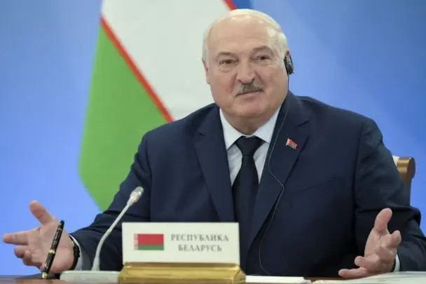 Лукашенко розповів про повернення російських військ до України
